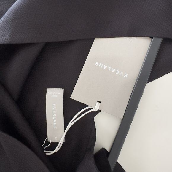 Everlane Dress Medium The Satin V Neck Maxi Minimalist Quiet Luxury Old Money - Picture 8 of 10